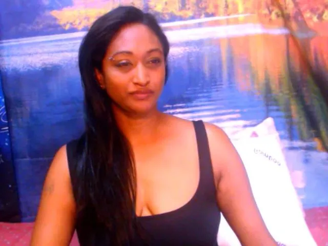 Live sex webcam photo for Indianspicey #272495166