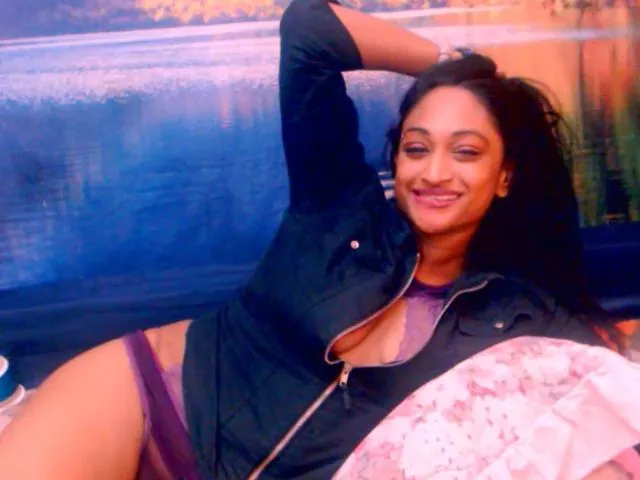 Live sex webcam photo for Indianspicey #273739589