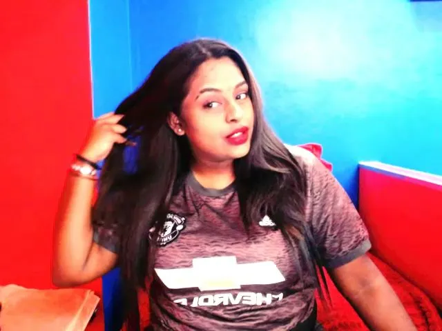 Live sex webcam photo for Indianstorm4u #272965253