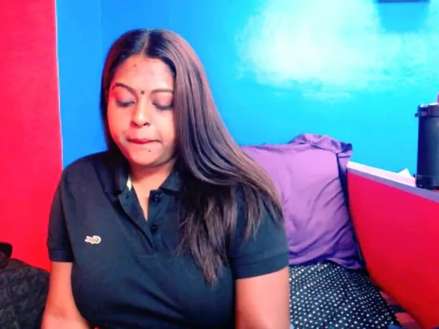 Live sex webcam photo for Indianstorm4u #273059289