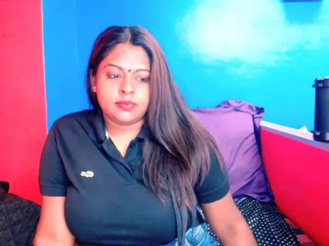 Live sex webcam photo for Indianstorm4u #273059357