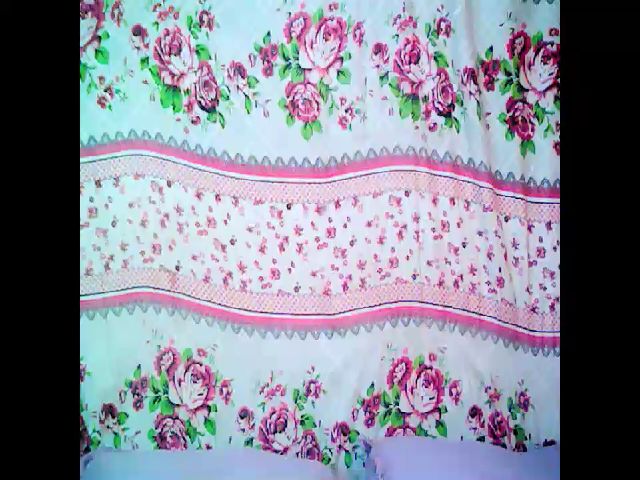 Live sex webcam photo for Indiantopaz69 #272447510