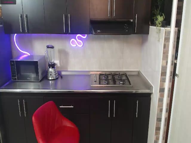 Live sex webcam photo for Infernalsexx #273228398