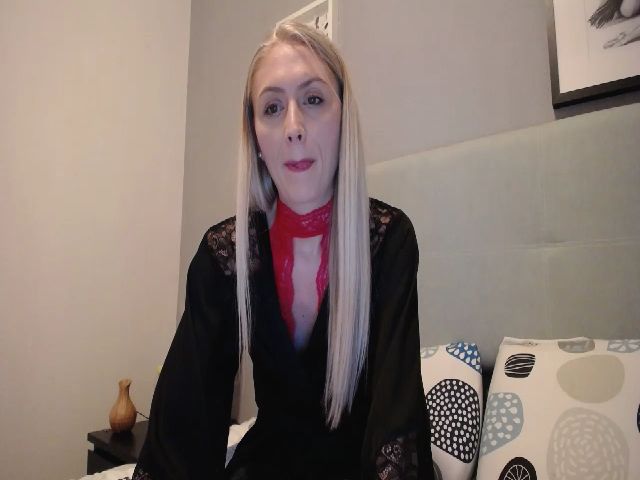 Live sex webcam photo for Inna_inna1 #271776596