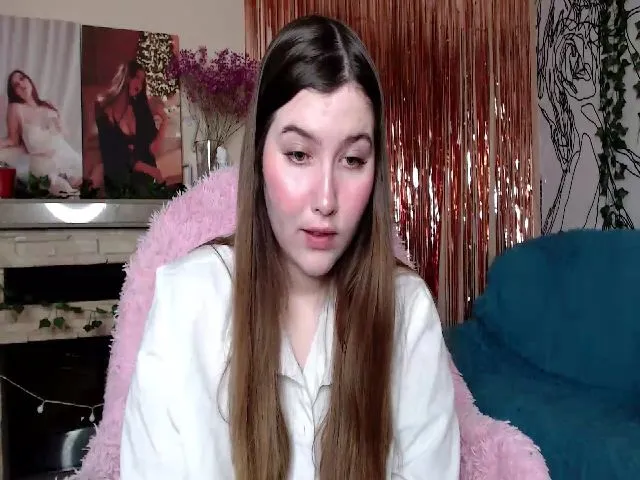 Live sex webcam photo for Innocent_Di #273522384