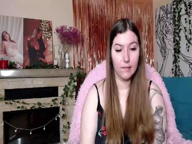 Live sex webcam photo for Innocent_Di #273620619