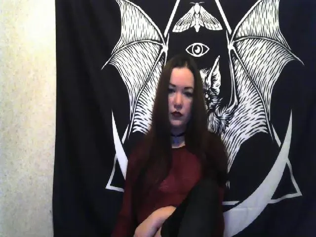 Live sex webcam photo for Insomniya #271749608