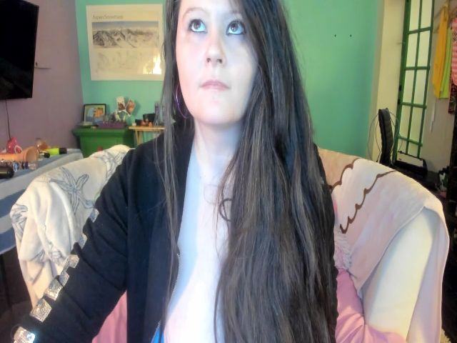 Live sex webcam photo for Intensifyy #272532384