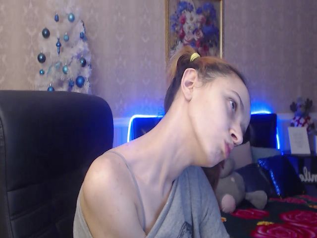 Live sex webcam photo for IrisNichols #271767179