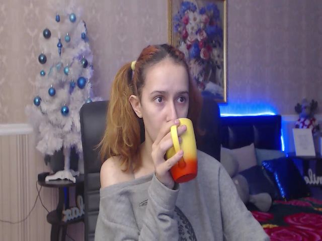 Live sex webcam photo for IrisNichols #271767301