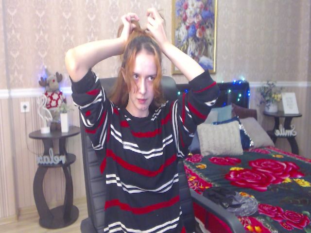 Live sex webcam photo for IrisNichols #272091546