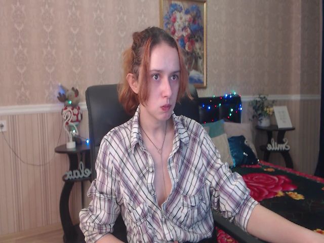 Live sex webcam photo for IrisNichols #272139050