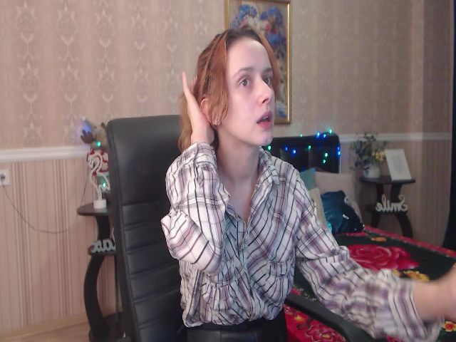 Live sex webcam photo for IrisNichols #272141437