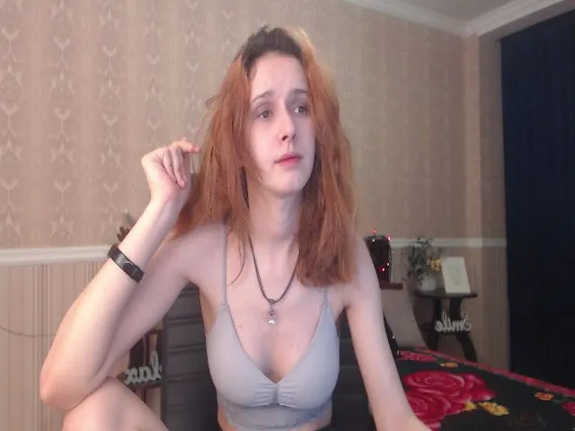 Live sex webcam photo for IrisNichols #272258320