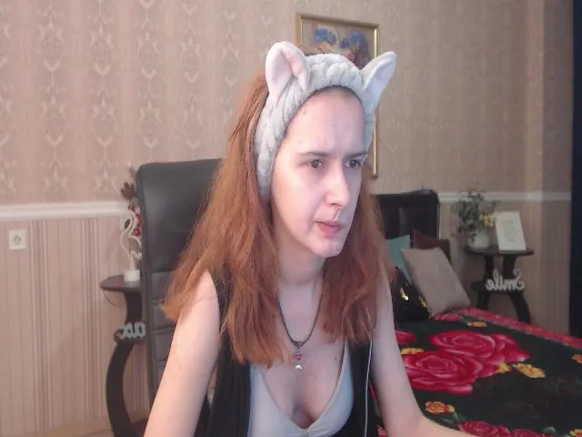 Live sex webcam photo for IrisNichols #272321617