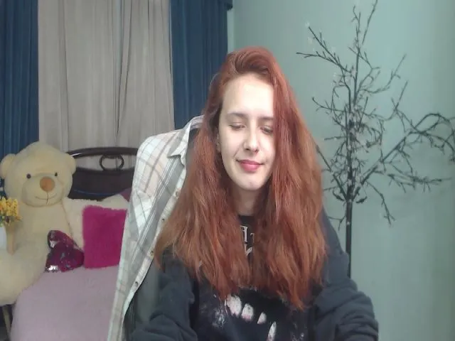 Live sex webcam photo for IrisNichols #273462251