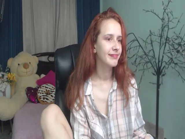 Live sex webcam photo for IrisNichols #273465835