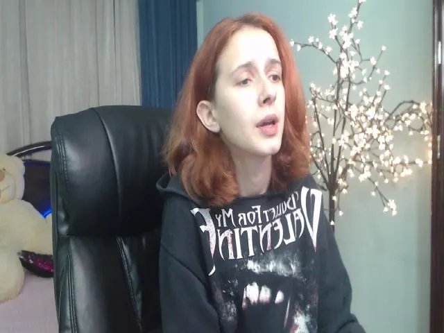 Live sex webcam photo for IrisNichols #273556257