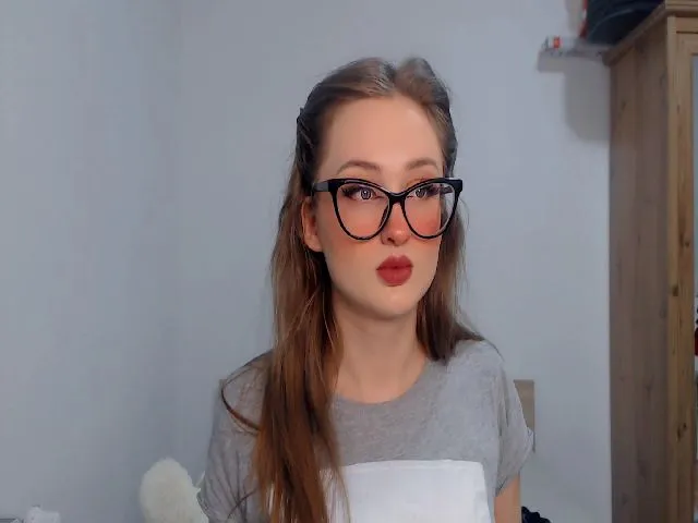 Live sex webcam photo for Irisachka #273232547