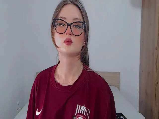 Live sex webcam photo for Irisachka #273283609