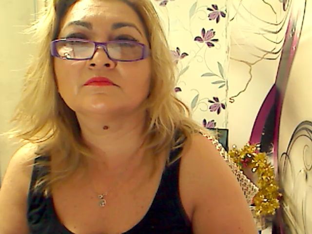 Live sex webcam photo for IryshAlyce #272090463