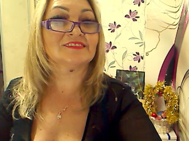 Live sex webcam photo for IryshAlyce #272286337