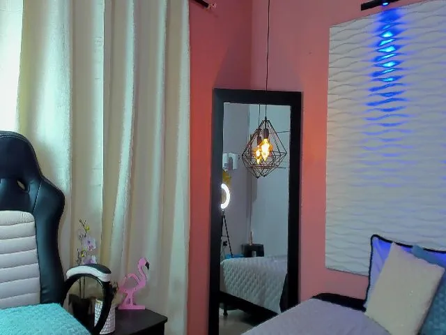 Live sex webcam photo for IsabelaBrown #271810711