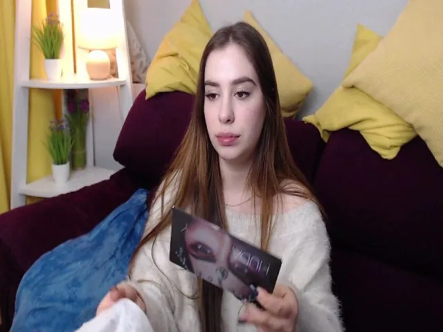 Live sex webcam photo for IsabellaRey #271726120