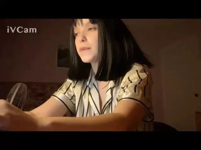 Live sex webcam photo for Ismiralda #274073438