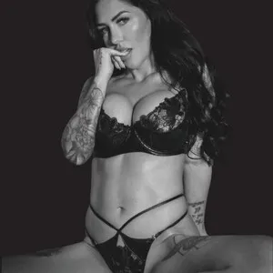 Live sex webcam photo for ItsKylieEh