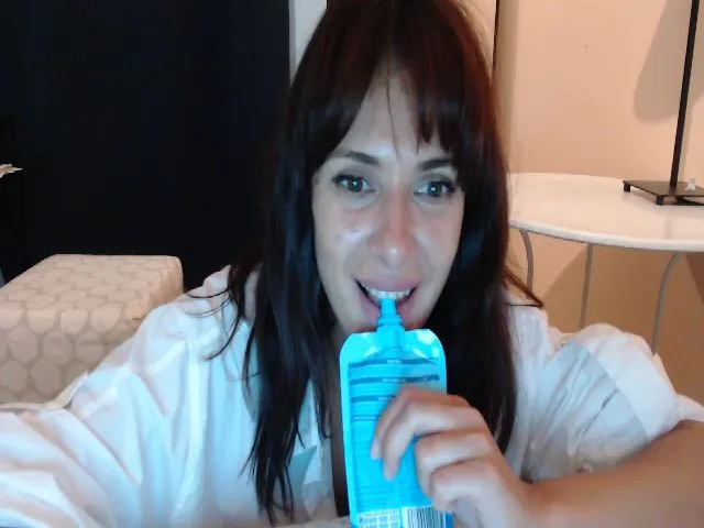 Live sex webcam photo for ItsLizi #273657254