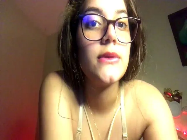 Live sex webcam photo for Itsroja_ #273038457