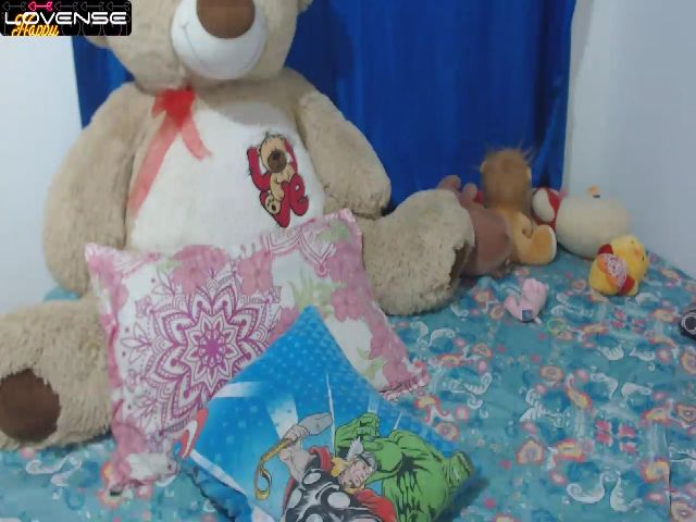 Live sex webcam photo for ItzyKardashan #272614309