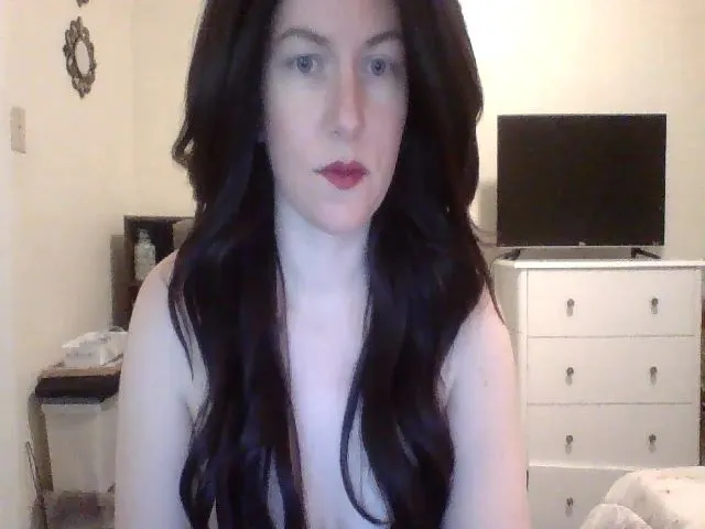 Live sex webcam photo for IvoryGrey #273620406