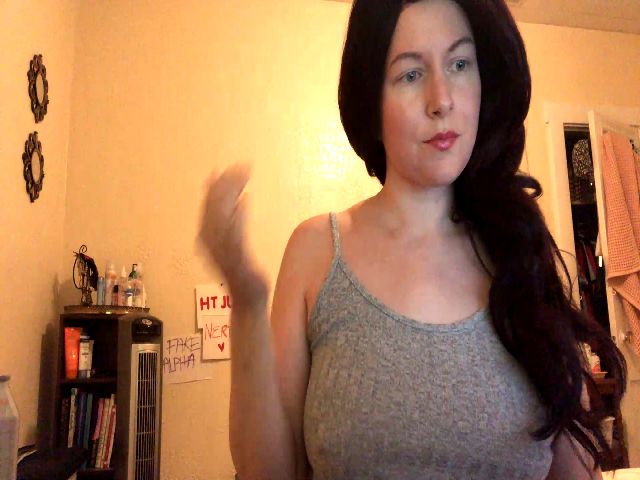 Live sex webcam photo for IvoryGrey #273718176