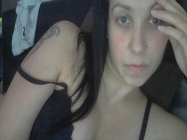 Live sex webcam photo for Ivys_MFC #274301972