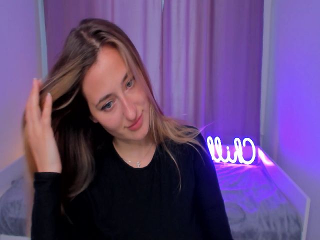 Live sex webcam photo for JNeir_ #273939376