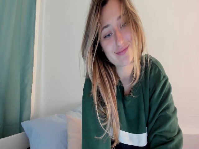 Live sex webcam photo for JNeir_ #275397961