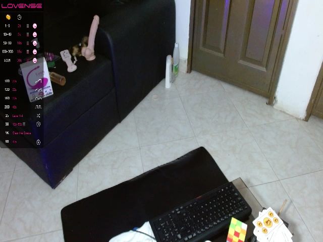 Live sex webcam photo for JRartclub #274279723