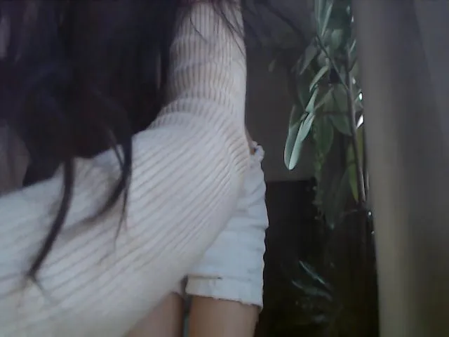 Live sex webcam photo for JUICY_KRISSY #271942819