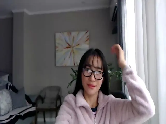 Live sex webcam photo for JUICY_KRISSY #273760332