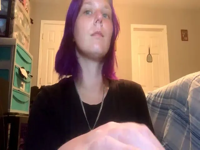 Live sex webcam photo for JadeLuvRules #274368021