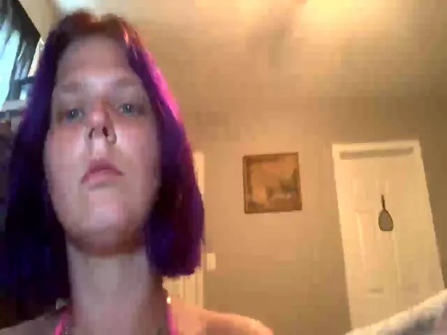 Live sex webcam photo for JadeLuvRules #274436140