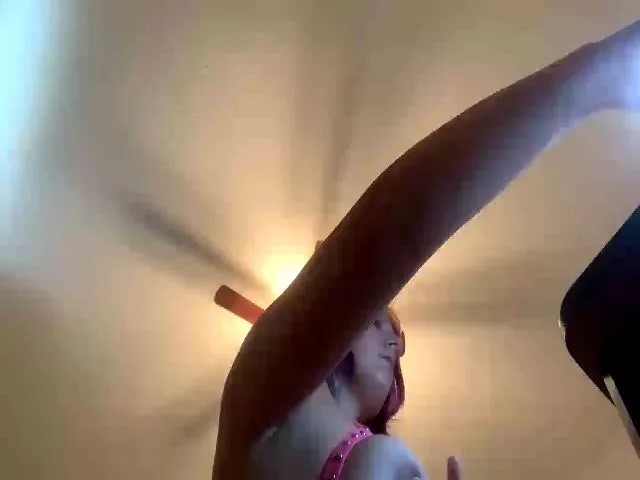 Live sex webcam photo for JadeLuvRules #274436180