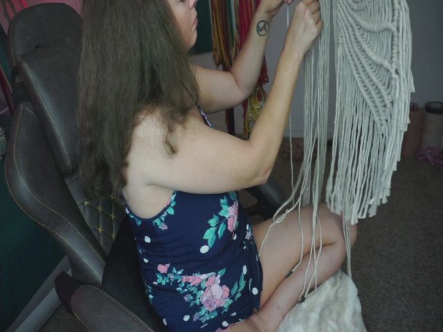 Live sex webcam photo for JadeWolfe #274660952