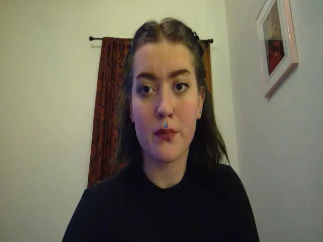 Live sex webcam photo for JadeXY #271810310