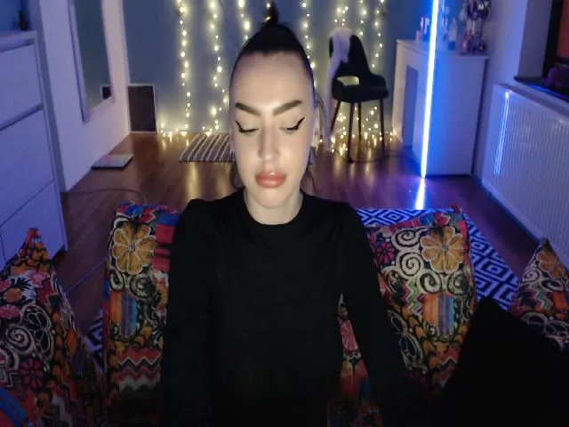 Live sex webcam photo for Jademfc__ #271970666