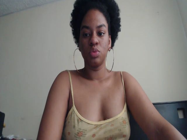 Live sex webcam photo for JadennM #272596986