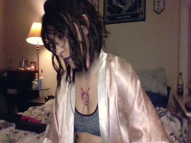 Live sex webcam photo for Jadereign #272091801