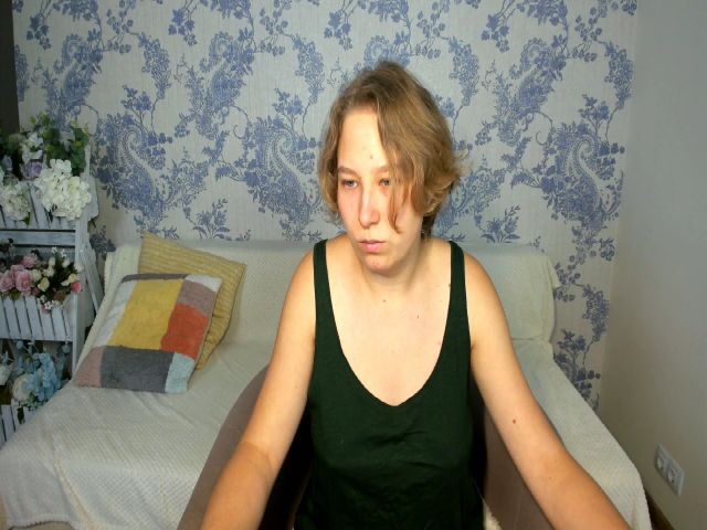 Live sex webcam photo for JaneCliff #274851149